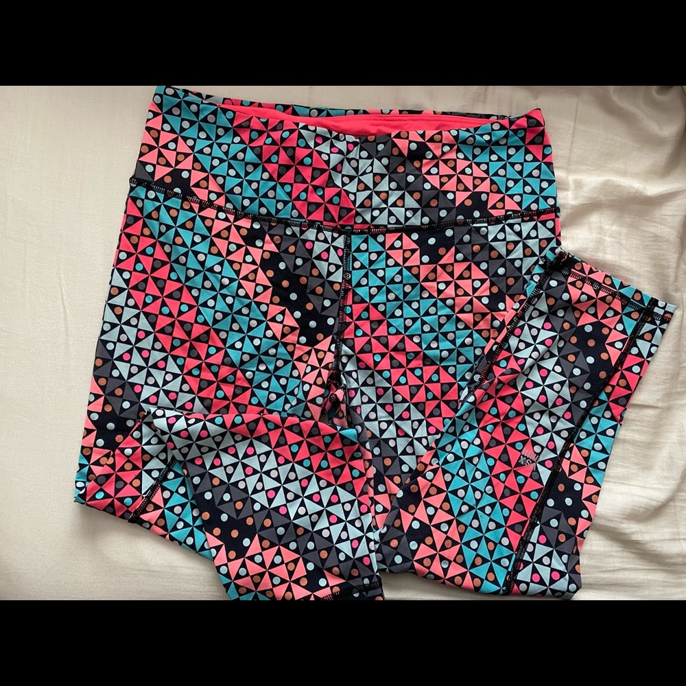 Victoria Secret High-Waisted Knockout Capri